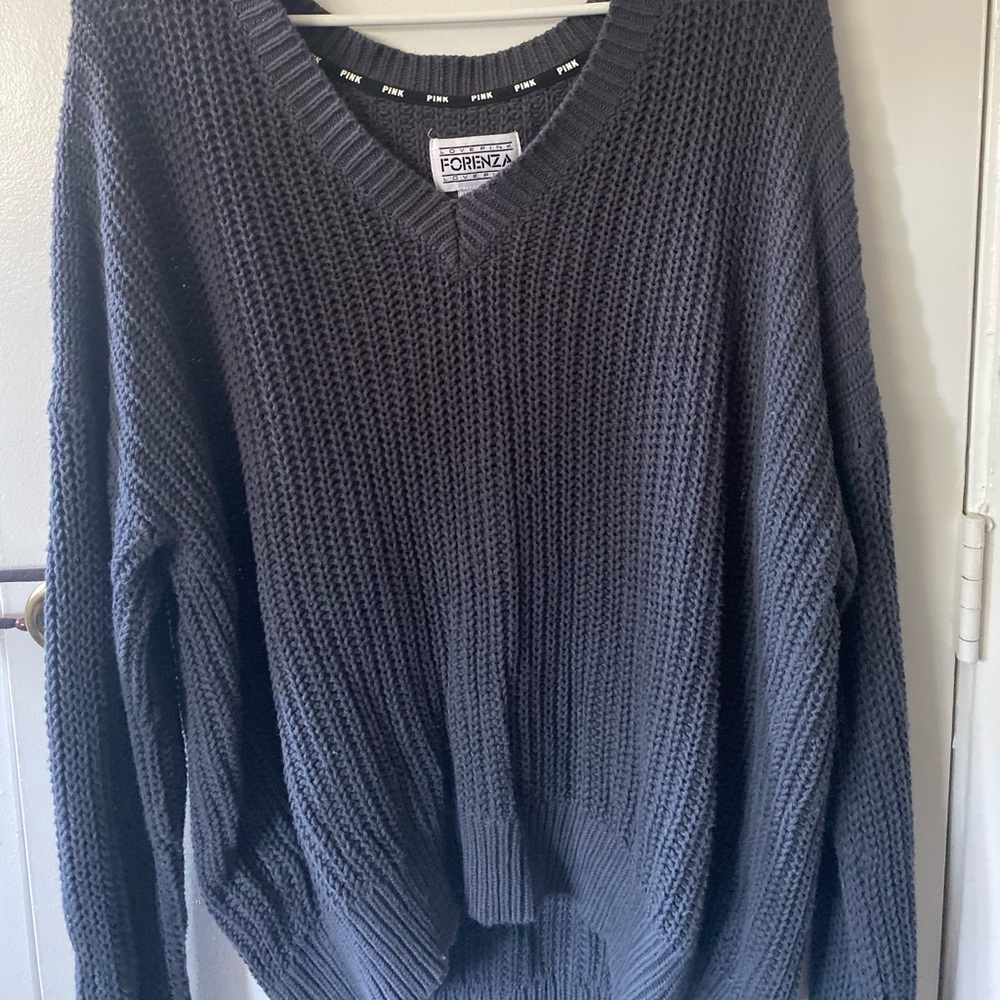 V neck pink sweater